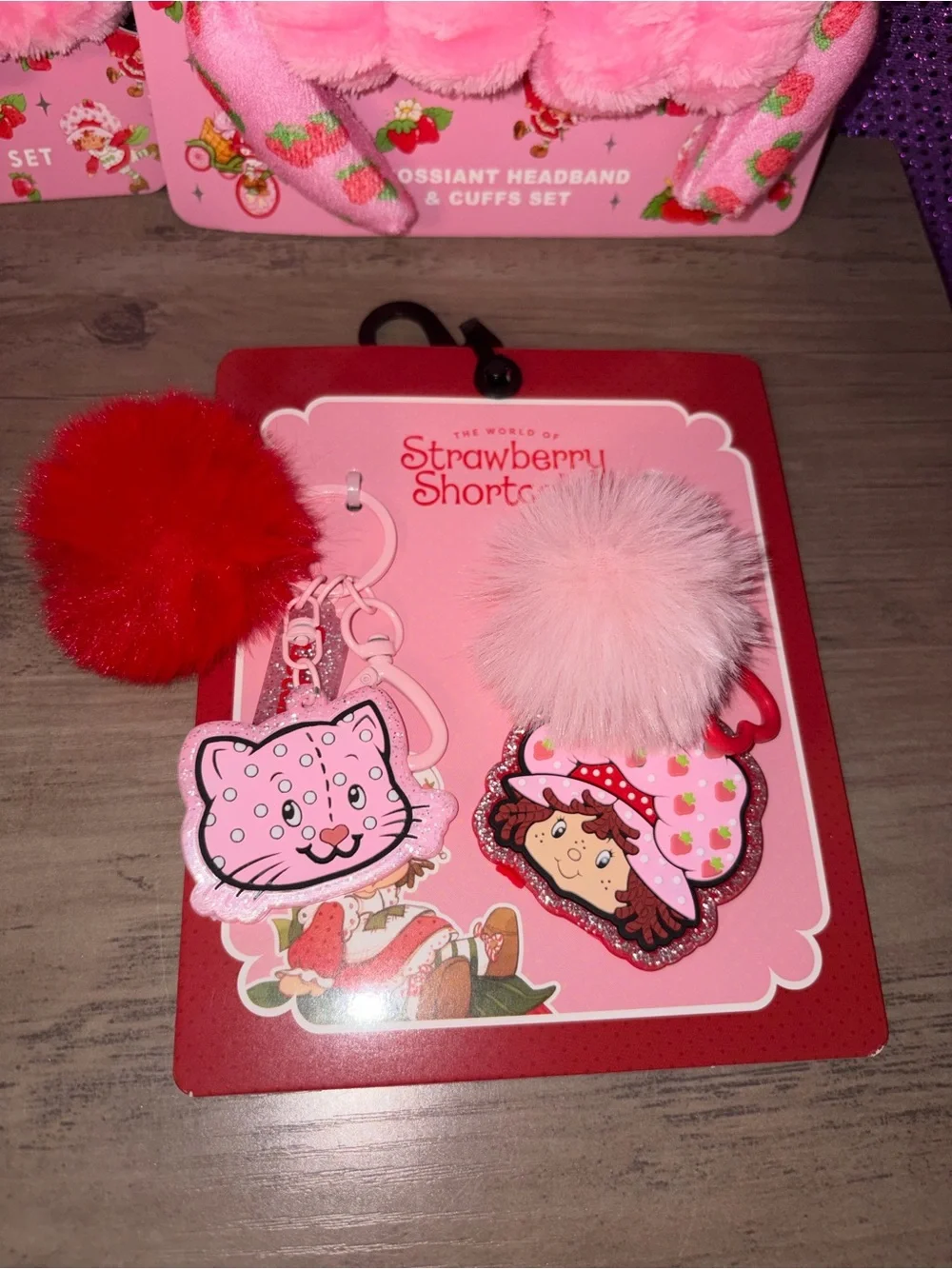 Strawberry Shortcake Bundle Kawaii Spa Gift Set Socks Shower Cap Accessories - Picture 8 of 8